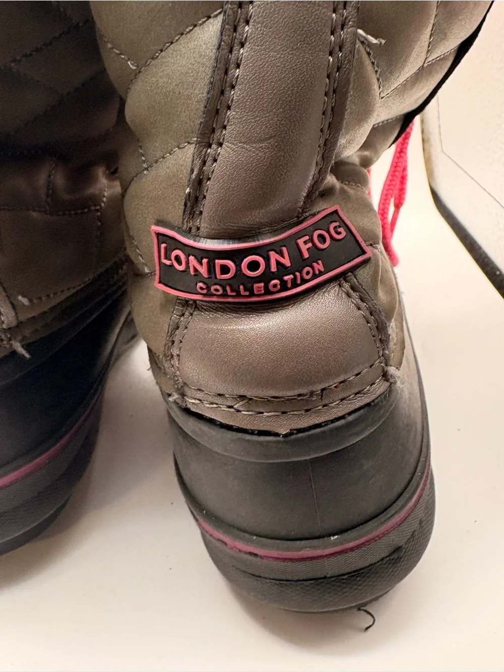 London Fog Brown Kids Snow Boots with Pink Laces